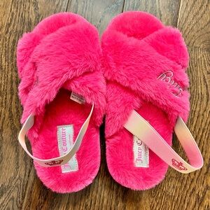 Juicy Couture Kids Fuschia Fuzzy Slippers